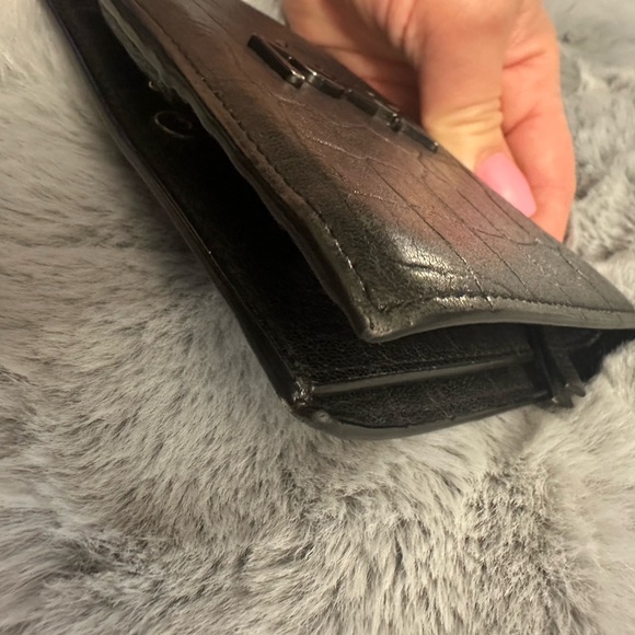 Yves Saint Laurent Black Embossed Leather Card Holder - Picture 11 of 16